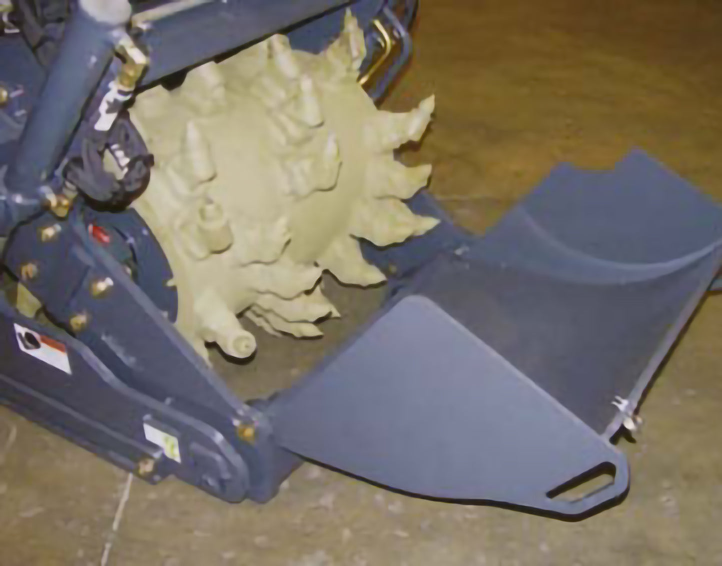 Mazio Cold Planer CP16.5R SSL Grinder | Width 16" | Hydraulic Flow Range 80–90 GPM | For Skid Steer Loaders