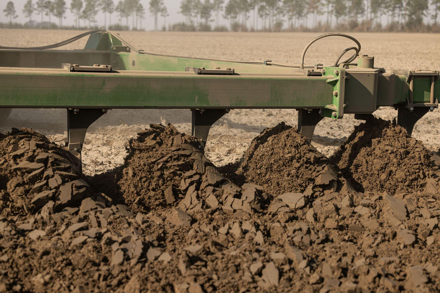 Harrell Ag | On-Land Switch Plow 6710 HD | 10-Bottom | Working Width 17 Feet Per Pass | HorsePower 325 to 600+ HP | For Tractors