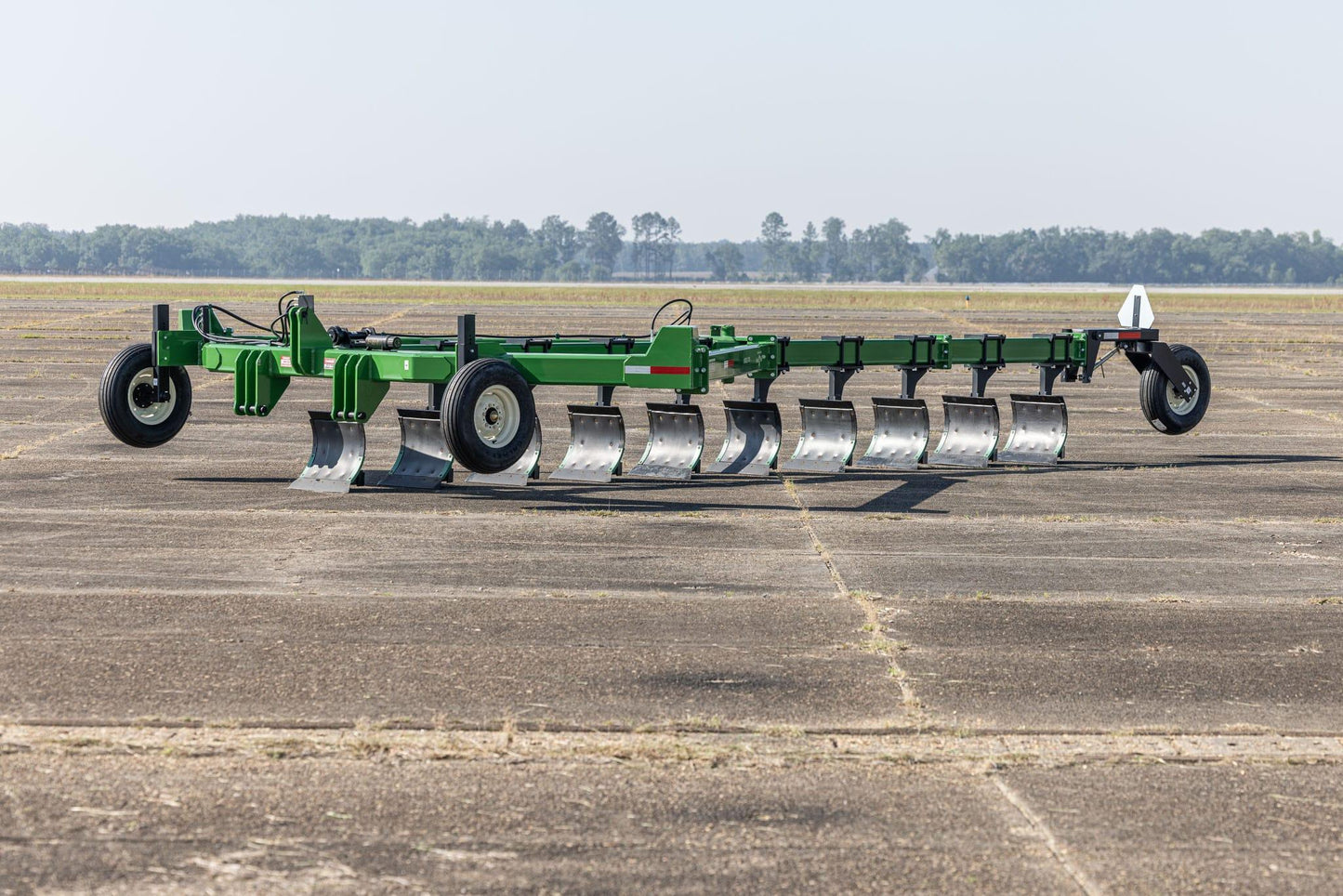 Harrell Ag | On-Land Switch Plow 6710 HD | 10-Bottom | Working Width 17 Feet Per Pass | HorsePower 325 to 600+ HP | For Tractors