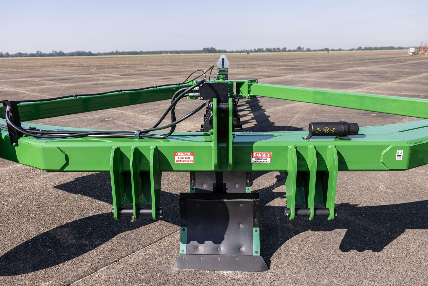 Harrell Ag | On-Land Switch Plow 6710 HD | 10-Bottom | Working Width 17 Feet Per Pass | HorsePower 325 to 600+ HP | For Tractors
