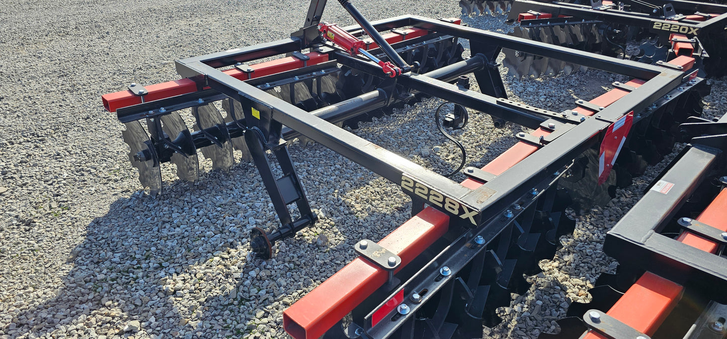 Industrias America 3-Point Disc Harrow | Model 2228X | Cutting Width 9' | Blade Size 22" | Horsepower 55 To 75 HP | For Tractors