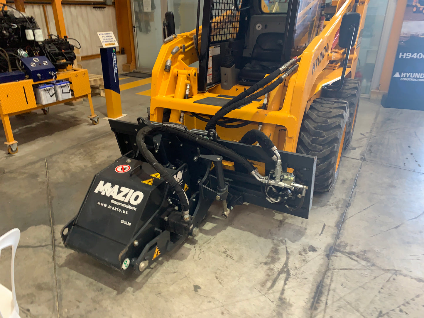 Mazio Cold Planer CP16.5R SSL Grinder | Width 16" | Hydraulic Flow Range 80–90 GPM | For Skid Steer Loaders
