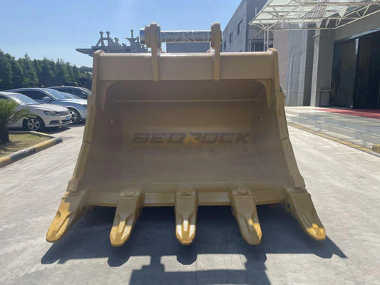 Bedrock Attachments Severe-Duty Bucket & Adjuster GP | Width 104" | Capacity 6.5 CU M | Machine Size 90-105 Tons | For Excavators CAT 395