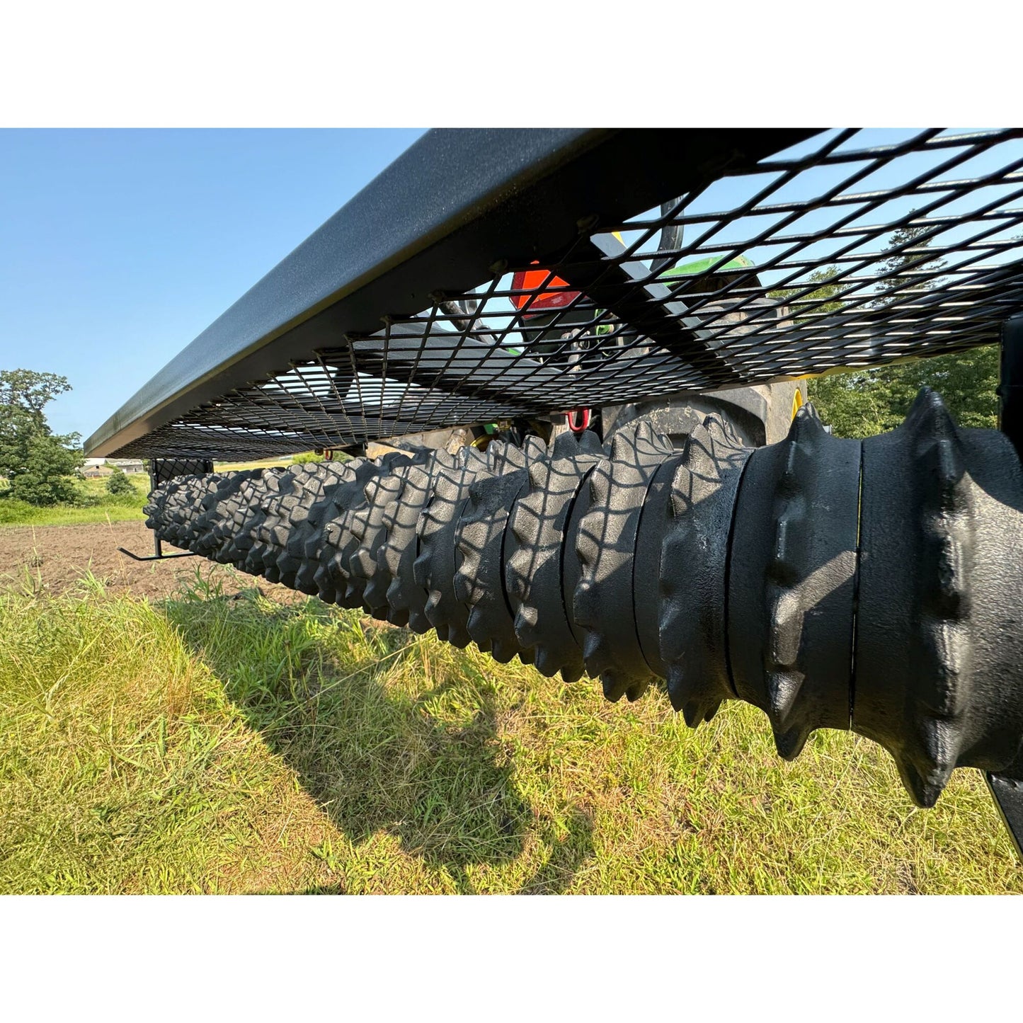 Field Tuff 72" 3-Point Cultipacker – 31 Cast Iron Wheels & Category 1 Hitch | Horsepower 25–45 HP | For Tractors