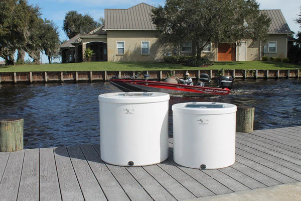 RIO MARINE CUSTOMS | Fiberglass Livewell with Clear Lid | Model RWLW40 | 23" D x 21" H | 40 Gallon Capacity | For Commercial Fishing