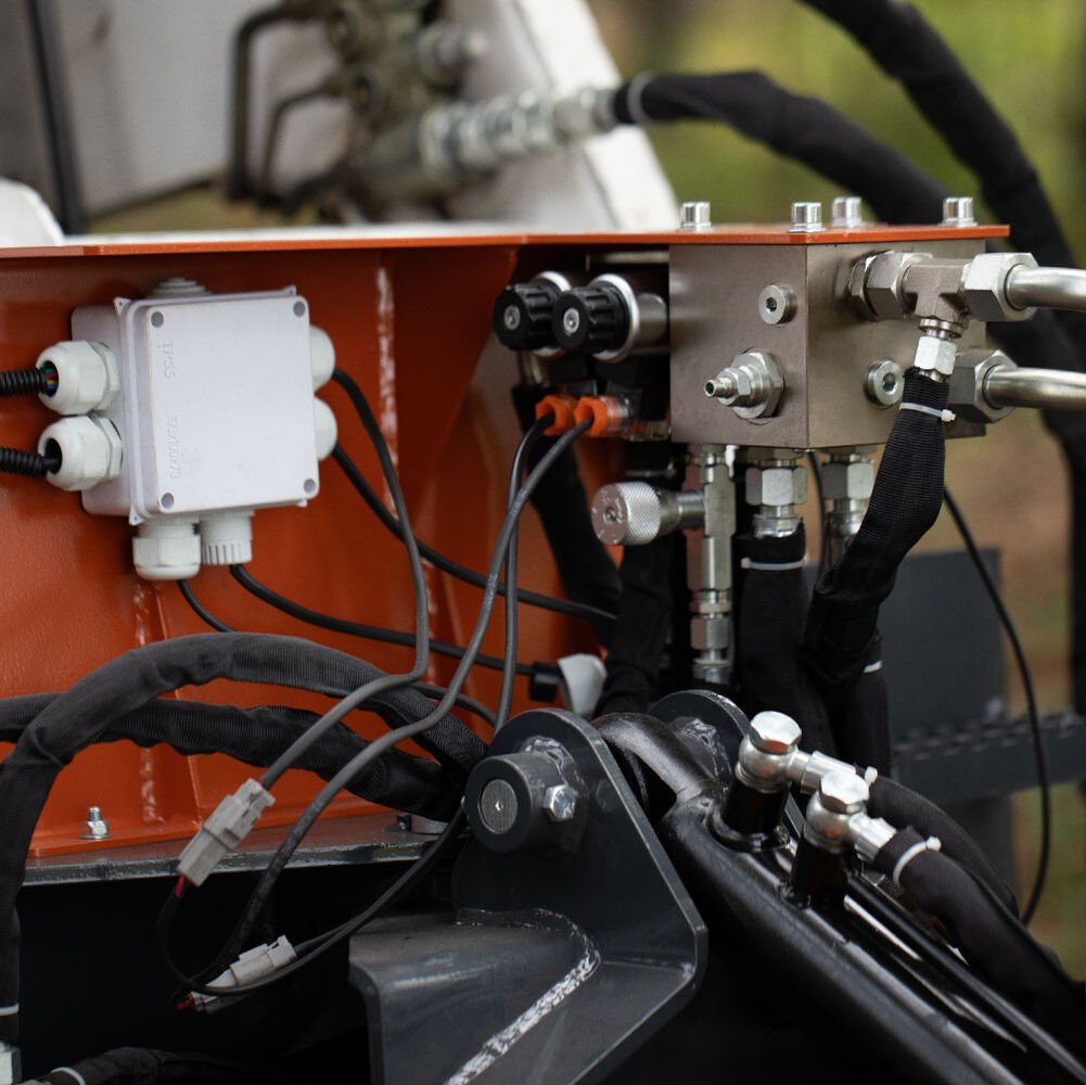 Titan Attachments Stump Grinder V2 | 16 Number of Cutting Teeth | For Skid Steer