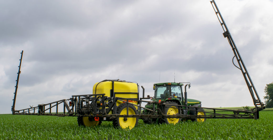 Demco | Big Wheel Sprayer | Models 1050 & 1250 Gallon | Hydraulic Boom Width 80′ & 90′ | Horsepower 150 To 200+ HP | For Tractor