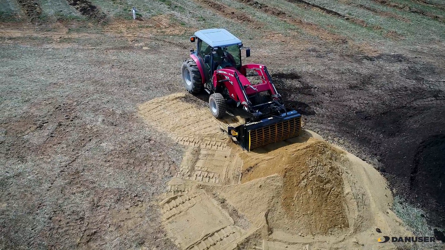 Danuser | Mega Mixer | Model 170002 | 31" Width | 3/4 Yard | Hydraulic Flow Up to 25 GPM | For Tractor