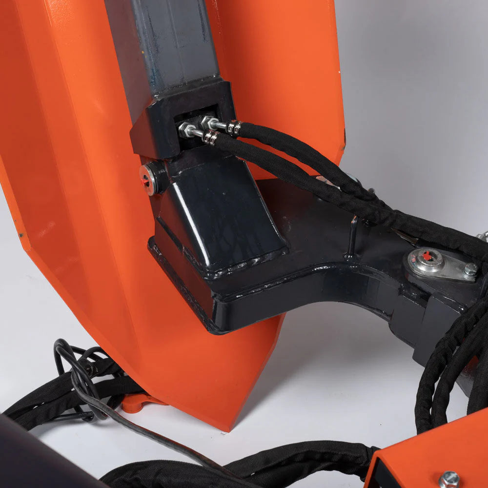 Titan Attachments Transplanter Tree Spade | Overall Width 70" inches | Hydraulic Flow 5.2–17.7 GPM | For Skid Steers