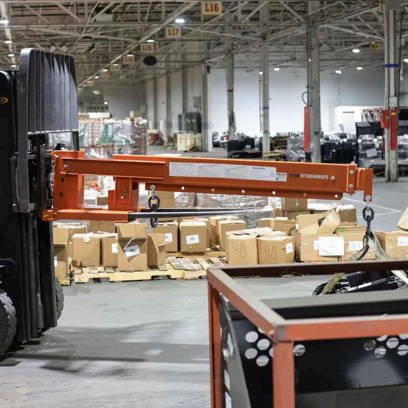 Titan Attachments Jib Boom Crane | Fork-Mounted | 84"–138" Telescoping Boom | 6,600 lb Lift Capacity | 45° Pivot | Hydraulic Flow 8–15 GPM | For Skid Steers & Forklifts