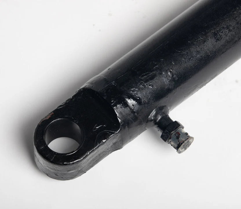 Titan Attachments Replacement Cylinder 20 FT Economy Telescoping Truss Boom | 60" Stroke | 3.5" Width | Oil Flow Range 12 GPM | For Skid Steer