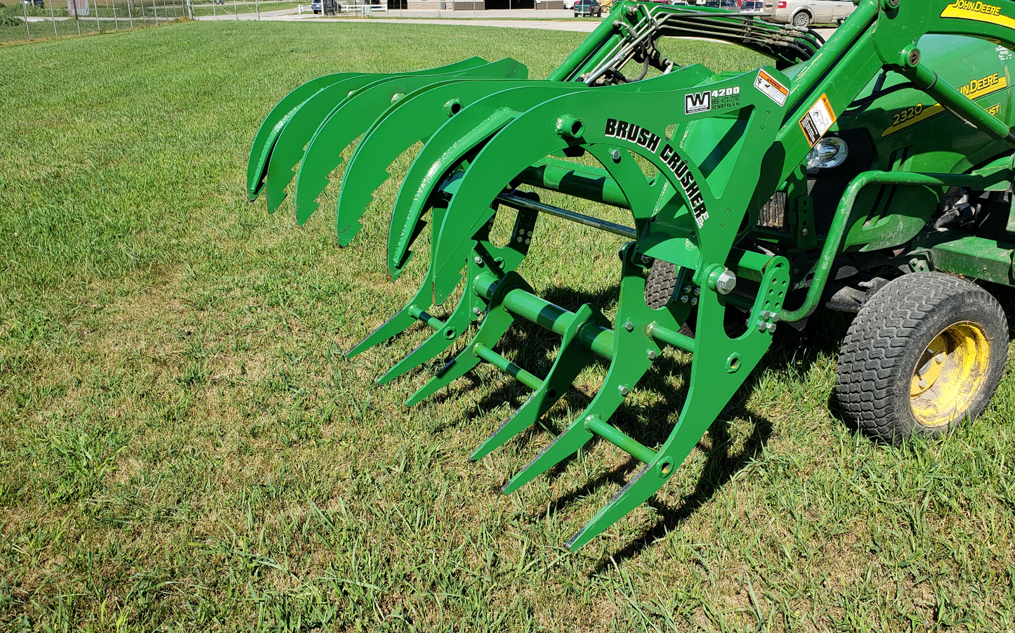 Westendorf Brush Crusher | Model 4200-GREEN | Hydraulic-Free Grapple | JDQA 100–400 Series | 20–50 HP | For Tractors