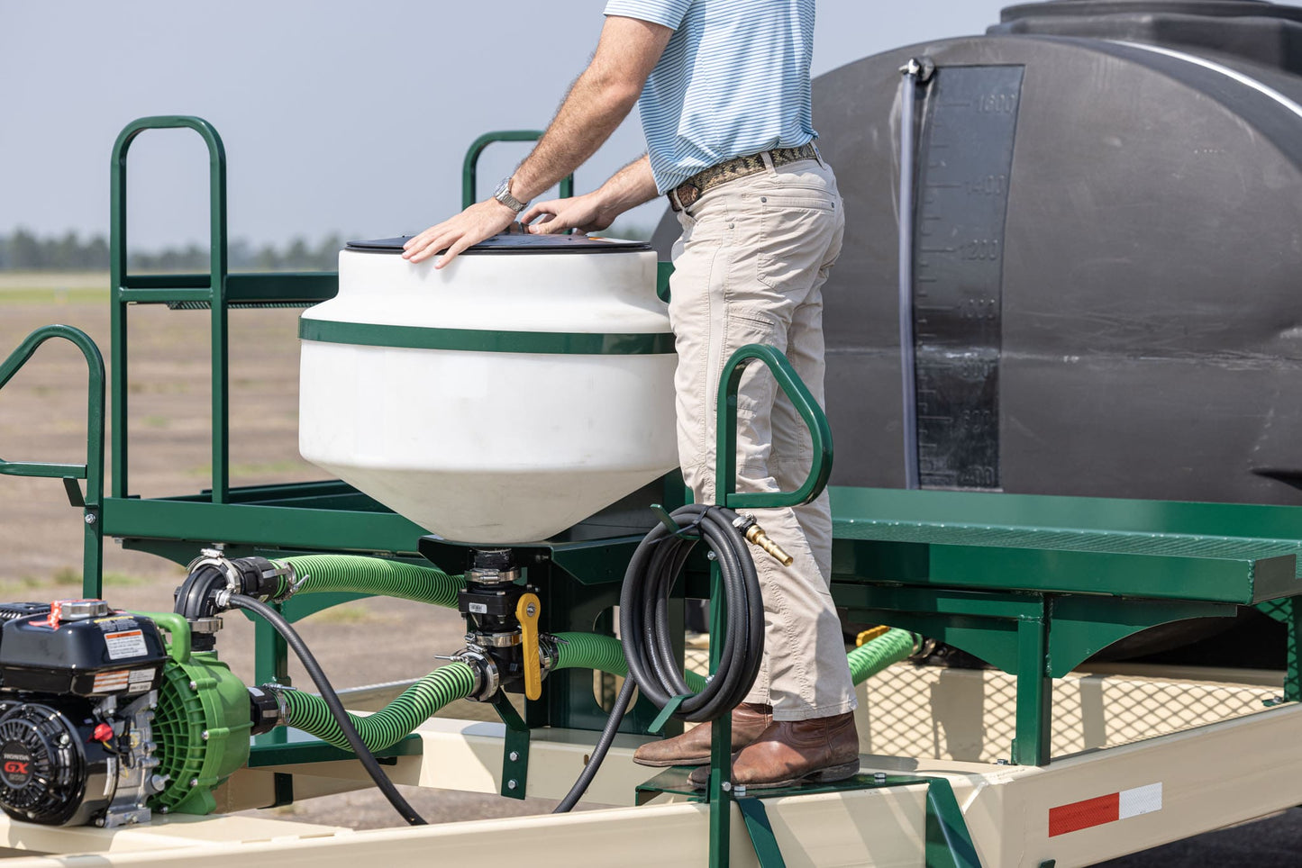Harrell Ag | 1635 Nurse Wagon | 1,635-Gallon | Chemical Transport | HorsePower 75+ HP | For Tractors
