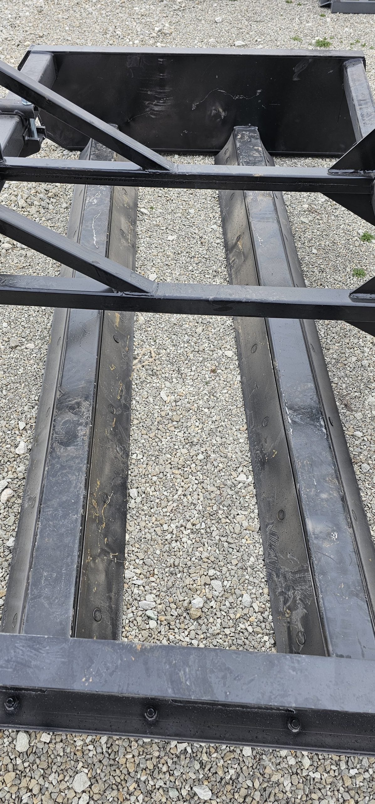 Industrias America Grader Blade | Model SK-8 | Working Width 8' | Hydraulic Flow 10 To 25 GPM | For Skid Steers