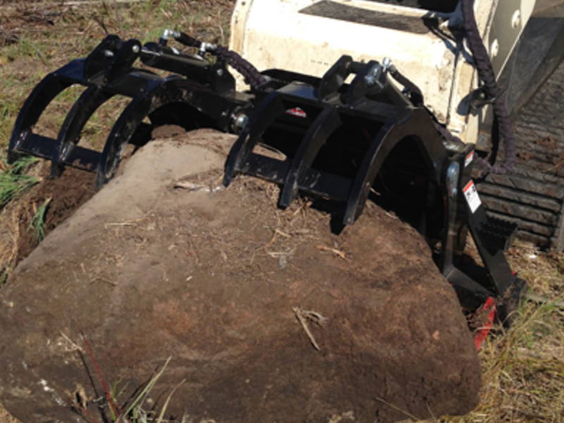 Top Dog Attachments Rock Grapple | Width 68"-82" | Weight 900-1025 lbs | Oil Flow Range 15-25 GPM | For Skid Steer