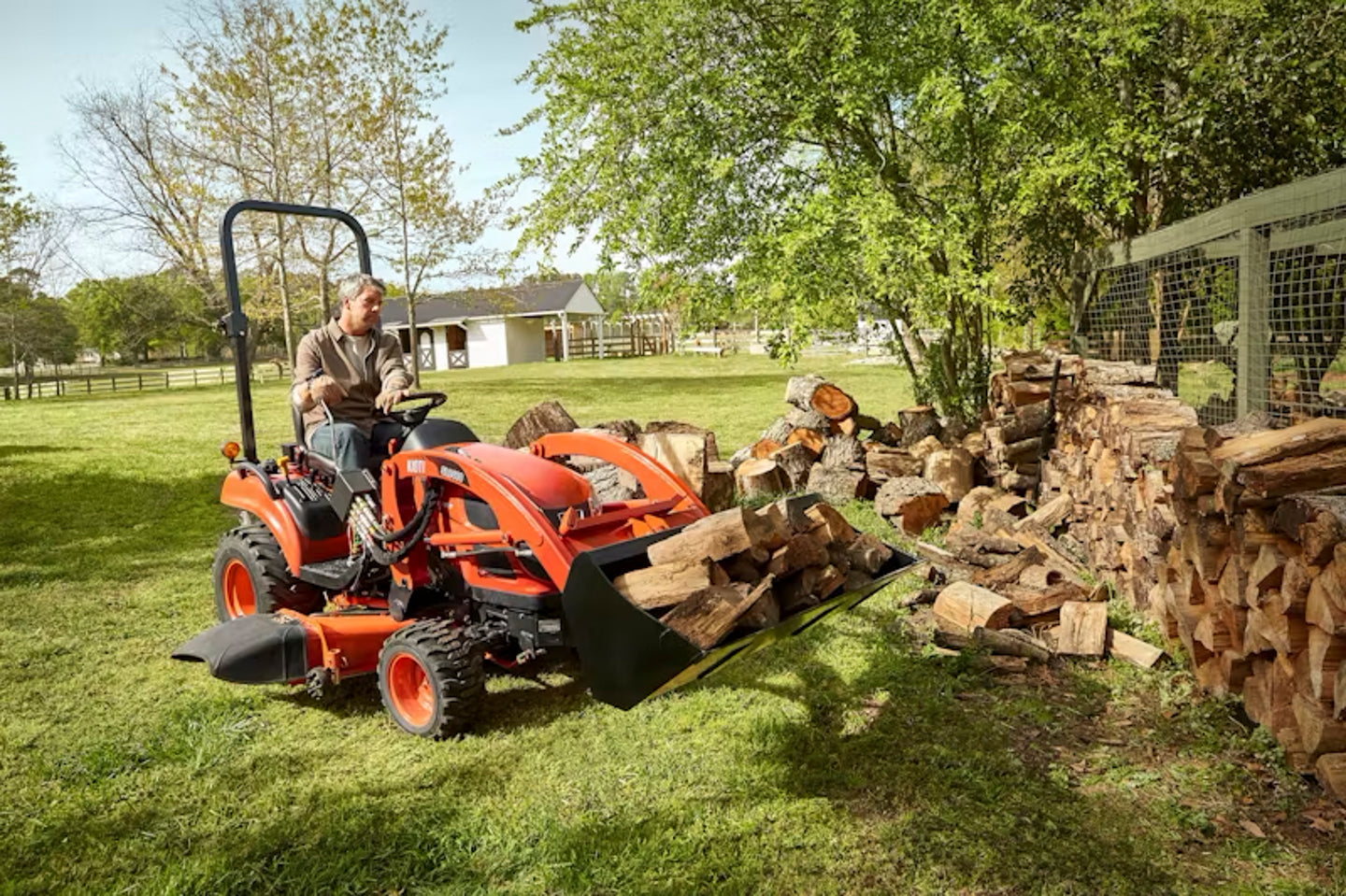 KIOTI | Hydrostatic Tractor with Loader | CS Series | CS2210 | 46.7" Width | 21 HP | For Compact Farming and Landscaping