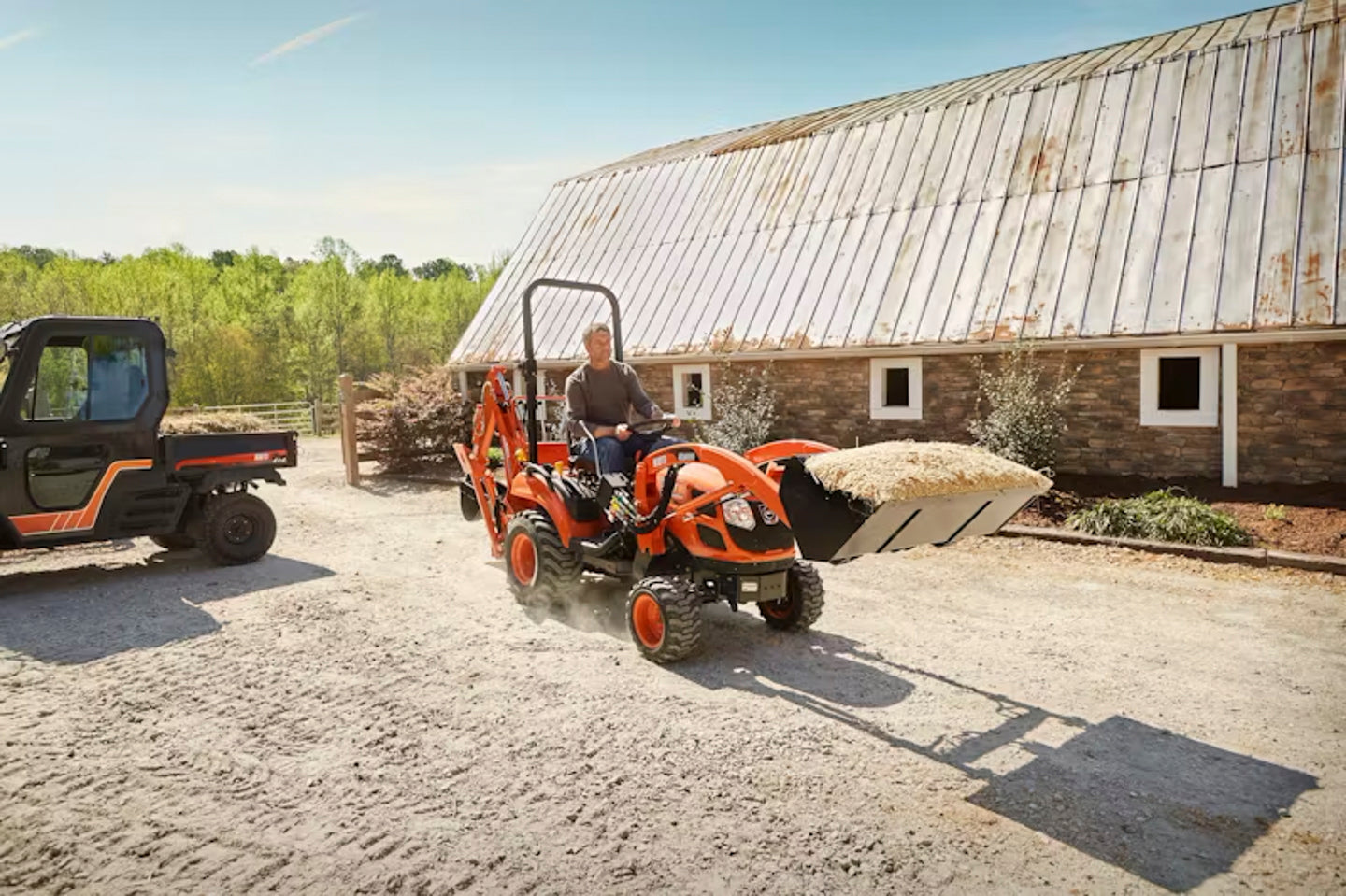 KIOTI | Hydrostatic Compact Tractor with Loader | CS Series | CS2510 | 46.7" Width | 24.5 HP | For Compact Farming & Landscaping