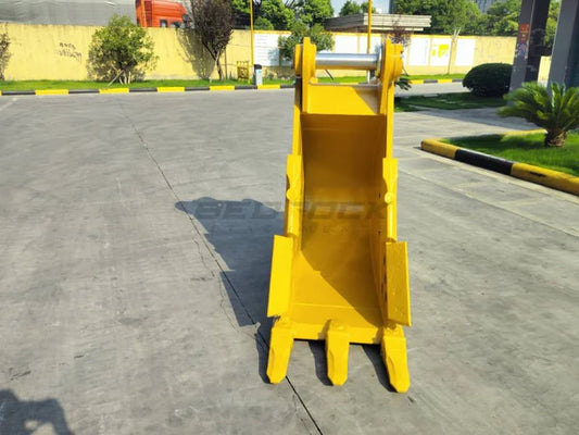 Bedrock Attachments Severe Service Rock Bucket | Width 24" | Capacity 0.46 CU M | Machine Size 18-24 Tons | For Excavators CAT 320