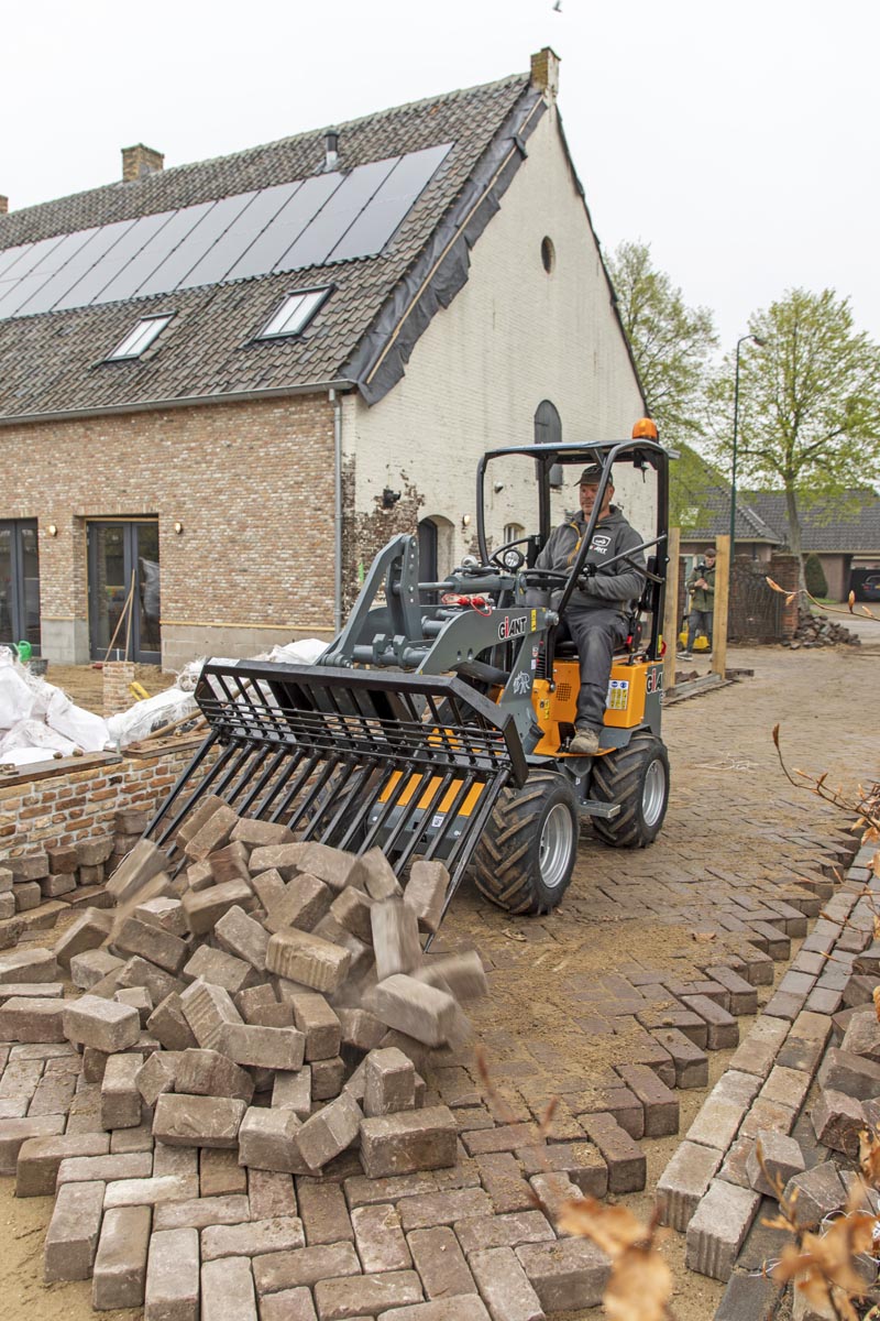 Tobroco-GiANT | Compact Wheel Loaders | G1200, G2200E & G2700HD | 36–43 mm Width | 25–50 HP | For Landscaping, Agriculture & Construction