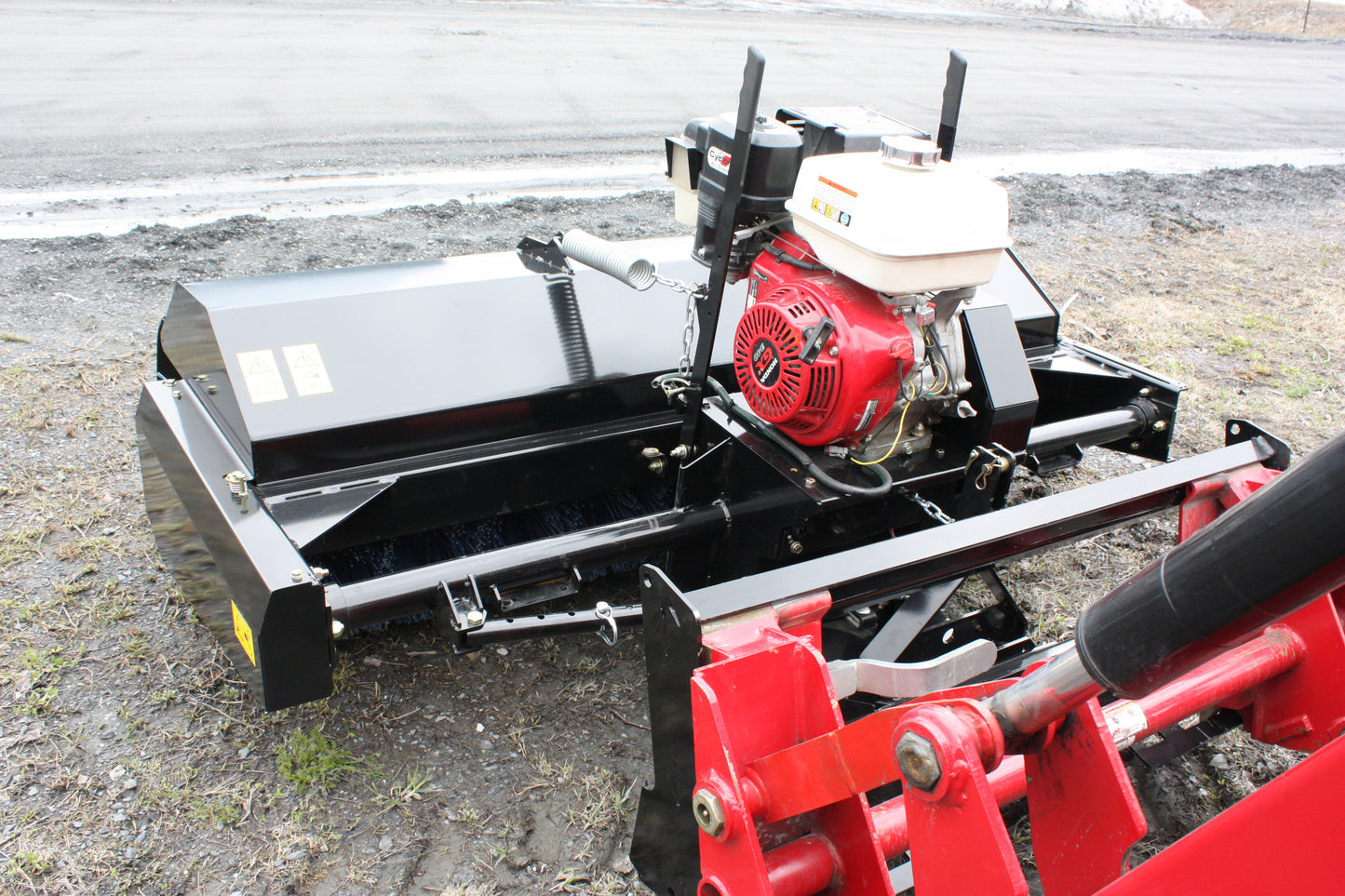 Bercomac 60" Rotary Broom With "Skid Steer" Style Attach | Weight 540 lbs | For Compact & Agricultural Tractor