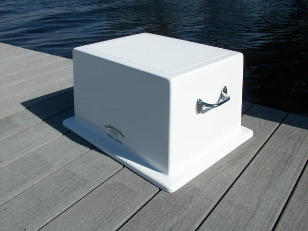 RIO MARINE CUSTOMS | Single Cockpit Step | Model CMS01 | 21.25" W x 17.25" D x 12" H | 250lb Capacity | For Deck & Cockpit