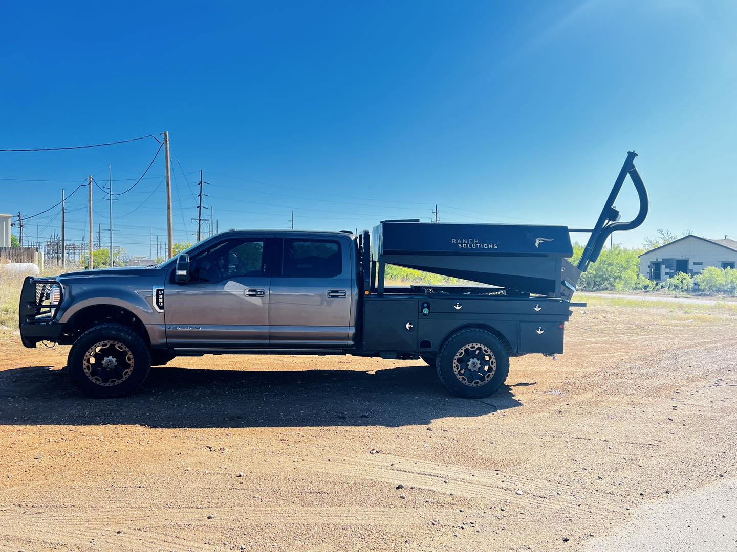 Ranchland Solutions Truck Bed Feed Hopper