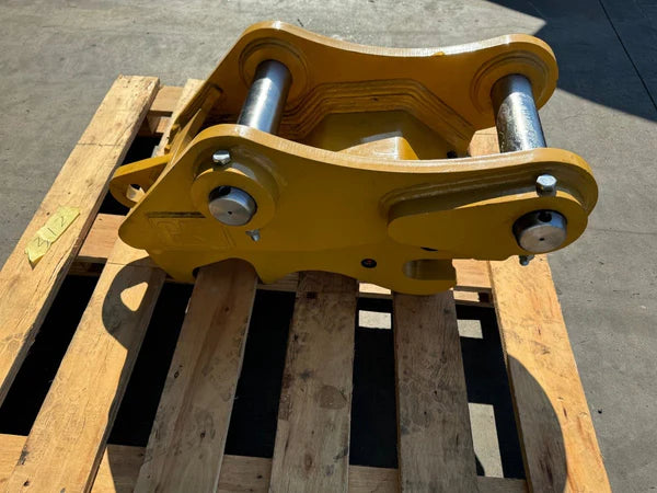 Bedrock Attachments Coupler A Linkage | Width 21.3" | Model OEQ-A | Machine Size 11-15 Tons | For Excavators