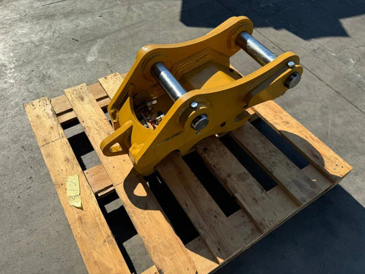 Bedrock Attachments Coupler A Linkage | Width 21.3" | Model OEQ-A | Machine Size 11-15 Tons | For Excavators