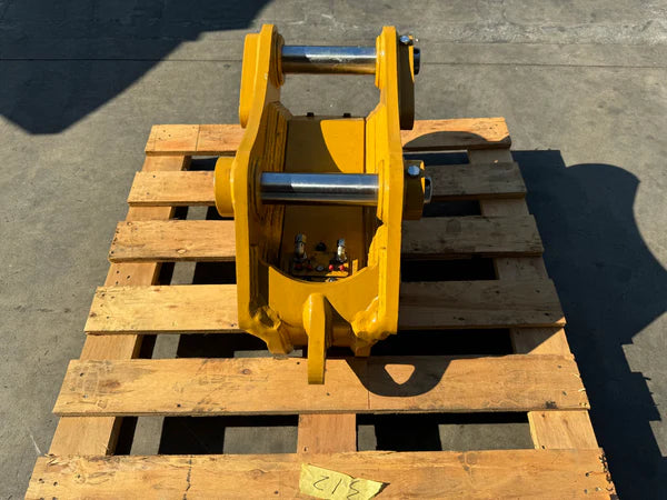 Bedrock Attachments Coupler A Linkage | Width 21.3" | Model OEQ-A | Machine Size 11-15 Tons | For Excavators