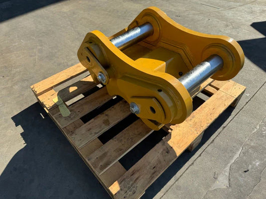 Bedrock Attachments Coupler B Linkage | Width 25.2" | Model OEQ-B | Machine Size 20-25 Tons | For Excavators