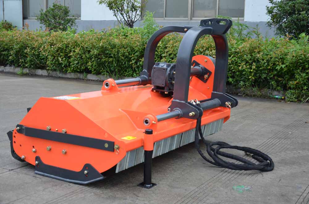 Farmer Helper | Super Heavy Duty Flail Mower | Model FH-D Series | Working Width 47" to 71" | Horsepower 25 To 65 HP | For Tractors