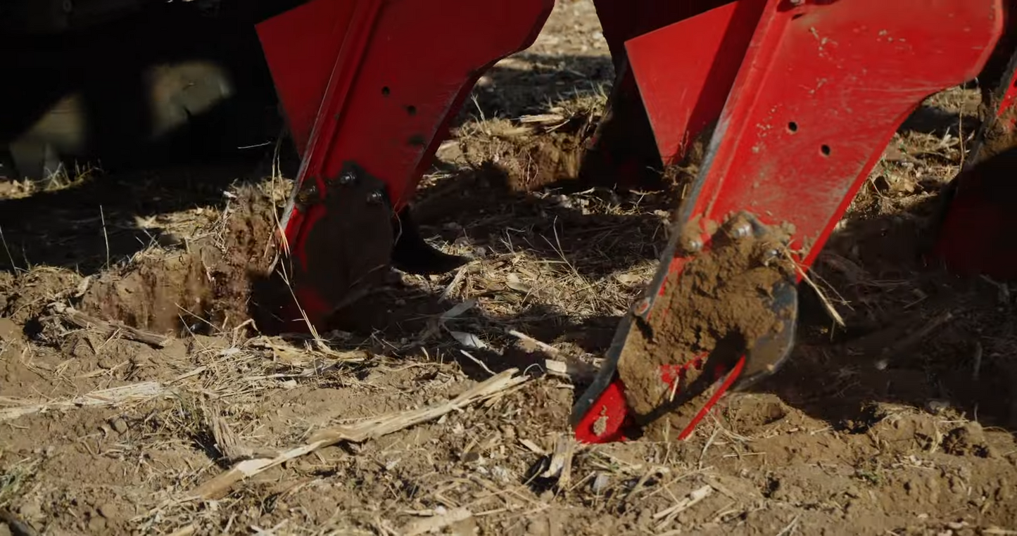 TOSCANO | Heavy Duty Subsoiler | Model 2500/5, 3000/7, 3500/7, 4000/9 & 5000/11 | Work Width 8.2 To 16.4 Feet | HorsePower 170-390 HP | For Tractor