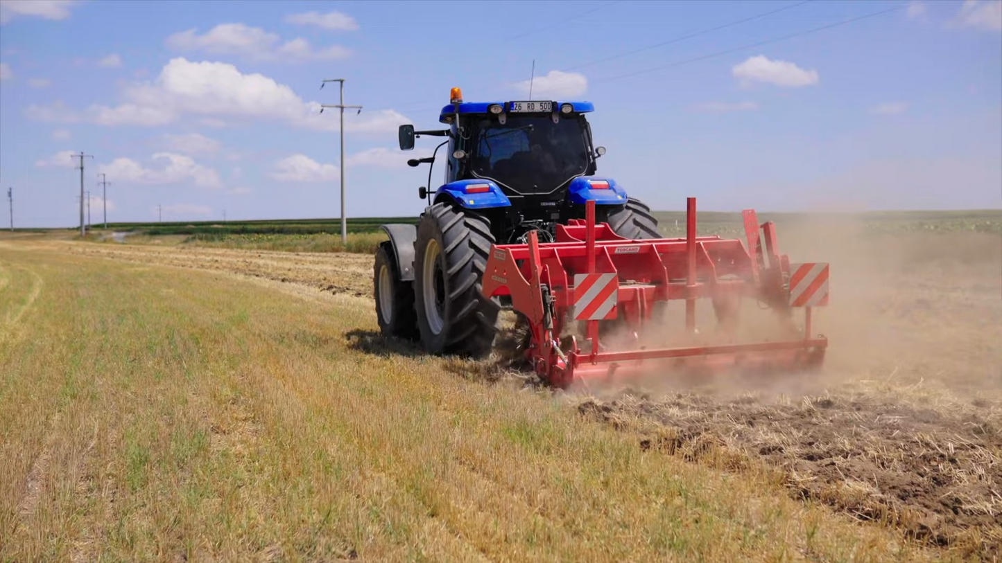 TOSCANO | Heavy Duty Subsoiler | Model 2500/5, 3000/7, 3500/7, 4000/9 & 5000/11 | Work Width 8.2 To 16.4 Feet | HorsePower 170-390 HP | For Tractor