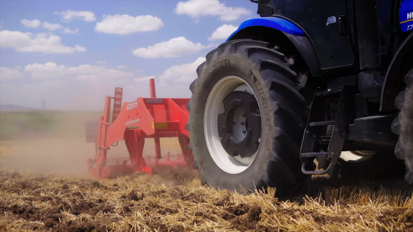 TOSCANO | Heavy Duty Subsoiler | Model 2500/5, 3000/7, 3500/7, 4000/9 & 5000/11 | Work Width 8.2 To 16.4 Feet | HorsePower 170-390 HP | For Tractor
