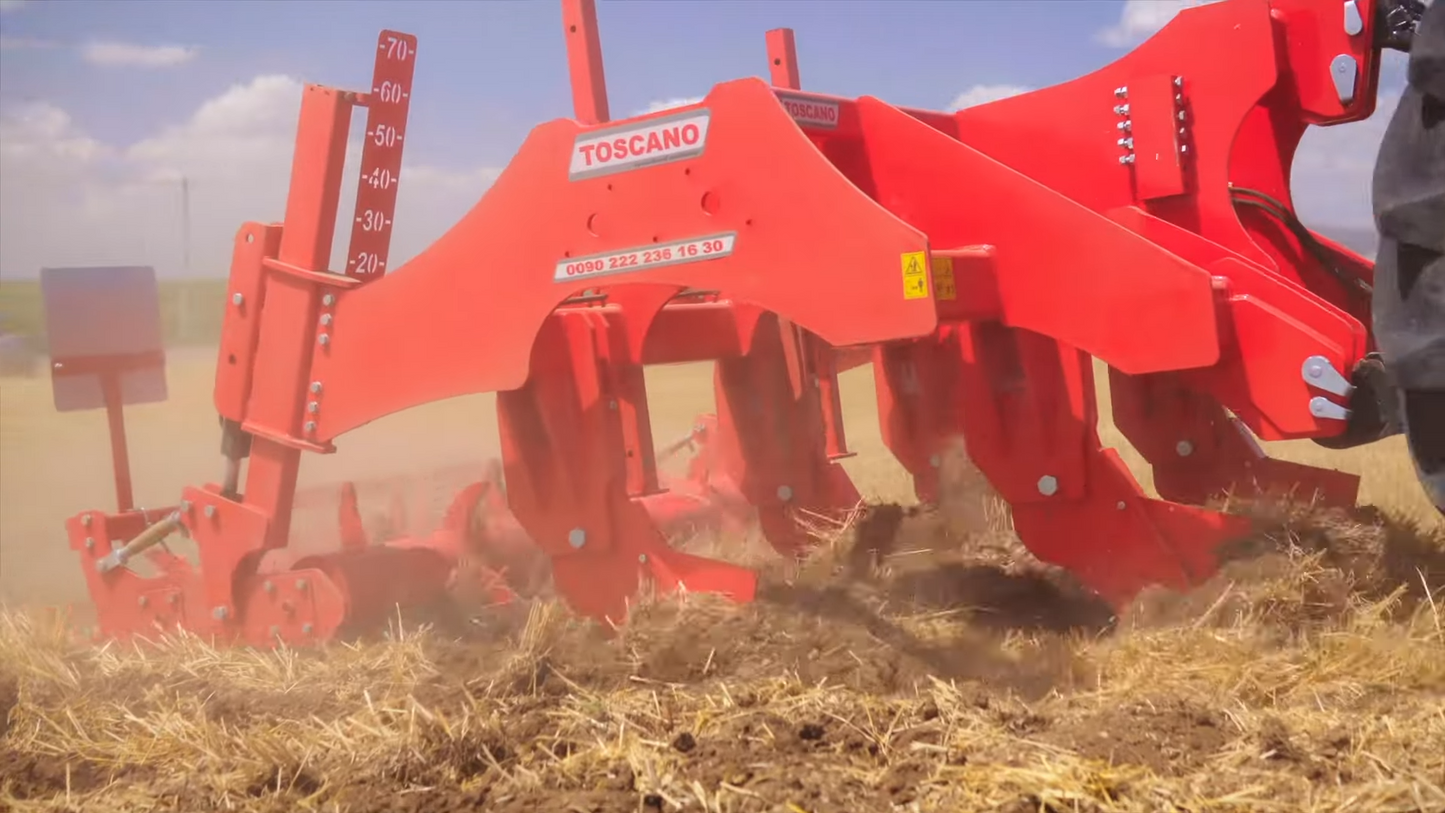 TOSCANO | Heavy Duty Subsoiler | Model 2500/5, 3000/7, 3500/7, 4000/9 & 5000/11 | Work Width 8.2 To 16.4 Feet | HorsePower 170-390 HP | For Tractor