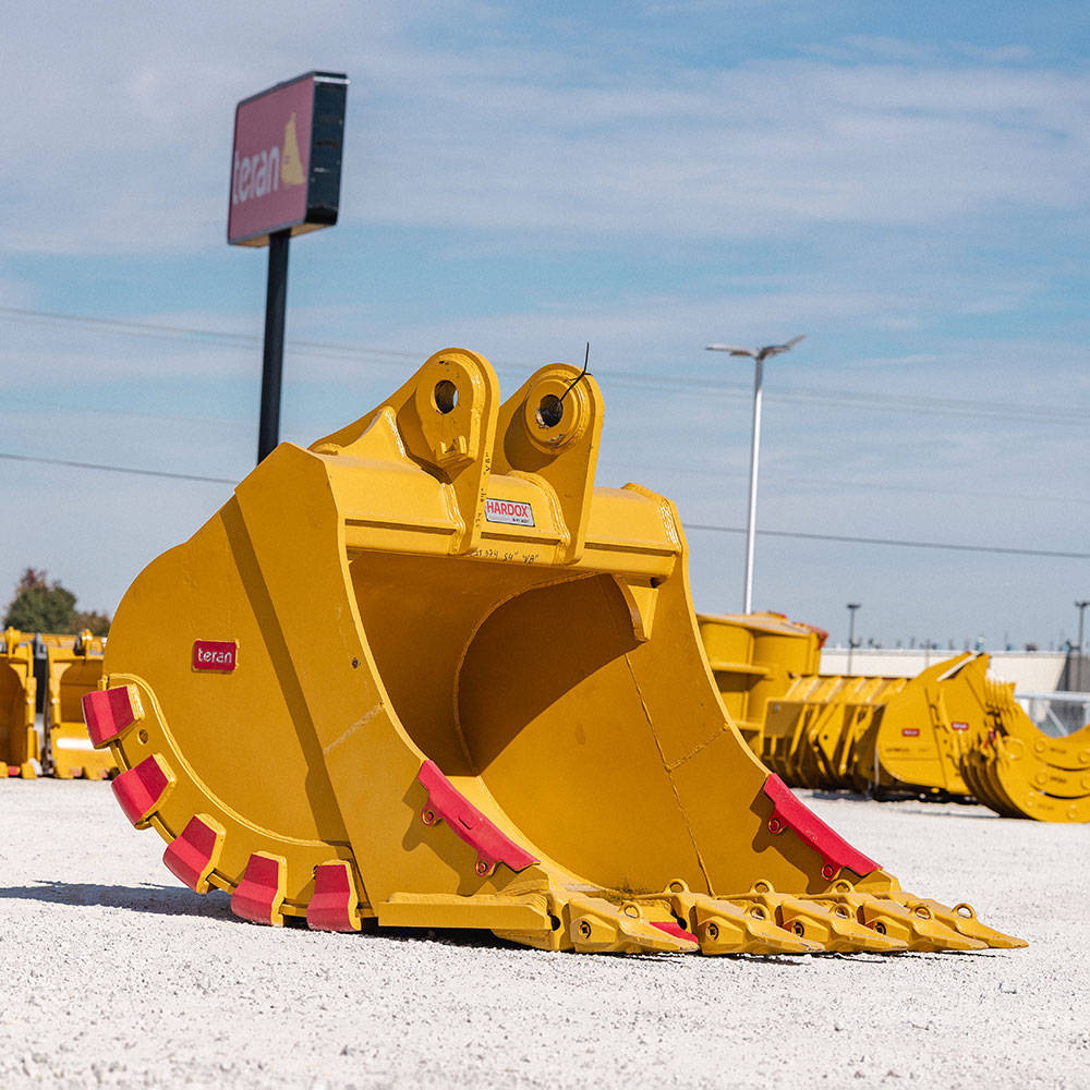 Teran Heavy Duty Excavator Bucket | Model BKT-374 HDXV | Digging Width 42" to 84" Inch | Capacity 2.08 to 3.65 Cubic Meters | For Excavators