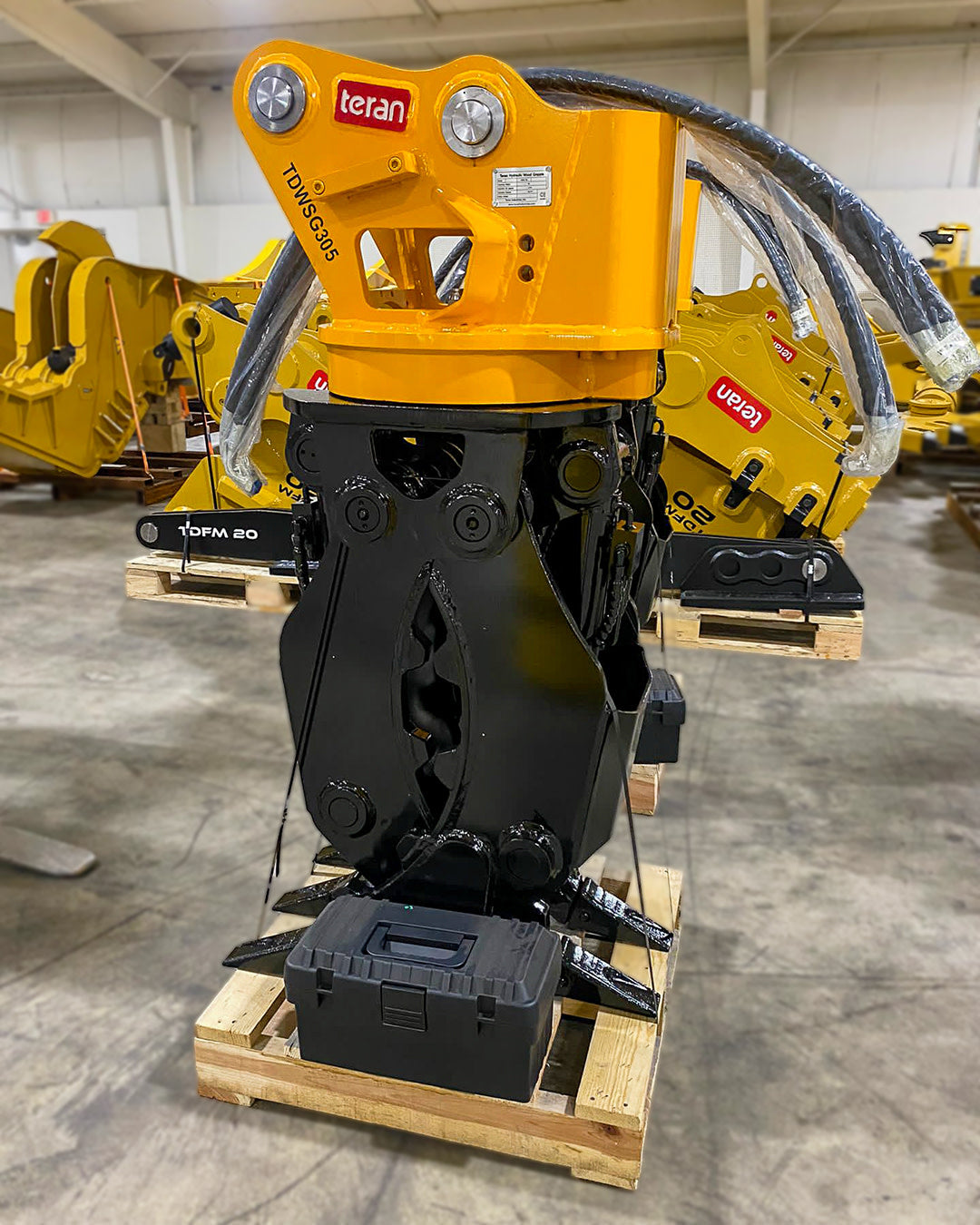 TERAN TDWSG312 Hydraulic Rotary Wood / Stone Grapple, Excavator Attach
