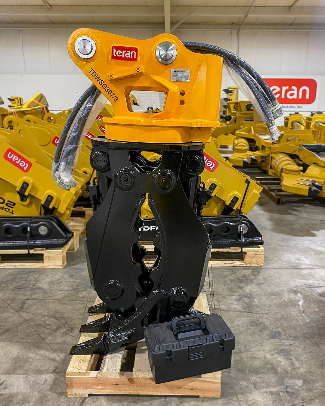 TERAN TDWSG312 Hydraulic Rotary Wood / Stone Grapple, Excavator Attach