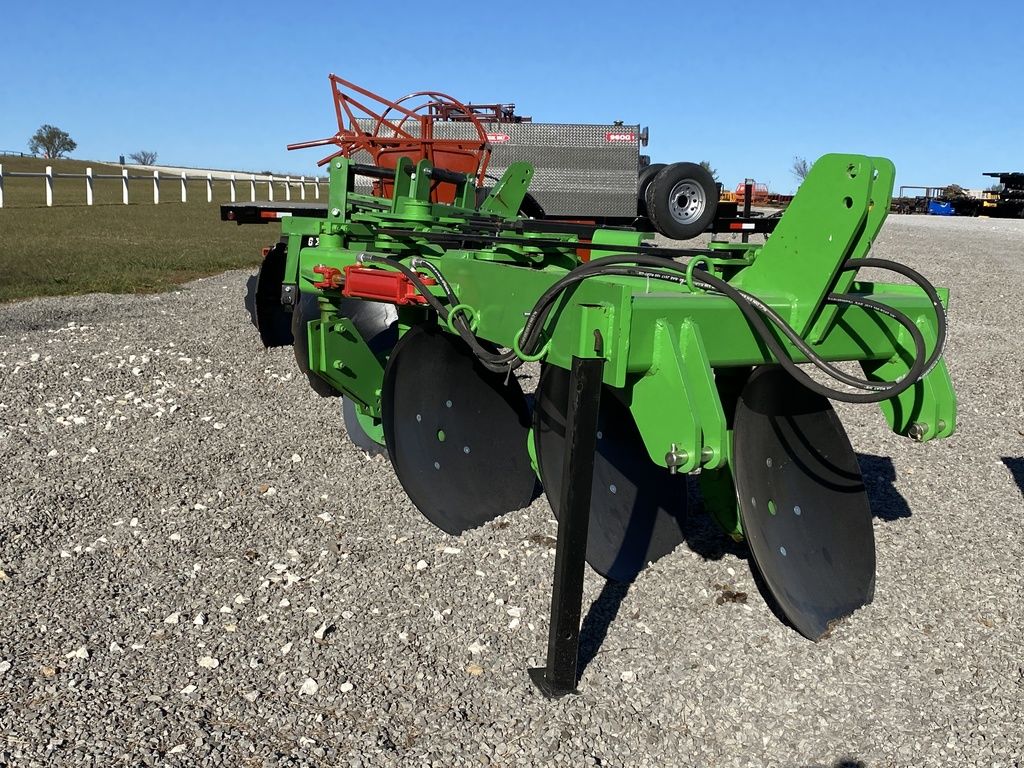 2024 Industrias America Disc Switch Plow | Model AR03 | Working Width 4.5' | Horsepower 15 To 20 HP | For Tractors