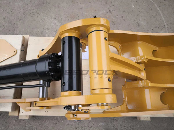 Bedrock Attachments Pin Grabber Thumb | Model ET70-PG4T36 | Width 27.6" | Pin Size 70mm | 4 Teeth | Machine Size 15-18 Ton | For Excavators