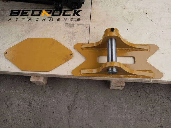 Bedrock Attachments Pin-On Thumb | Model ET70-PO4T42 | Width 33.9" | Pin Size 70mm | 4 Teeth | Machine Size 15-18 Ton | For Excavators