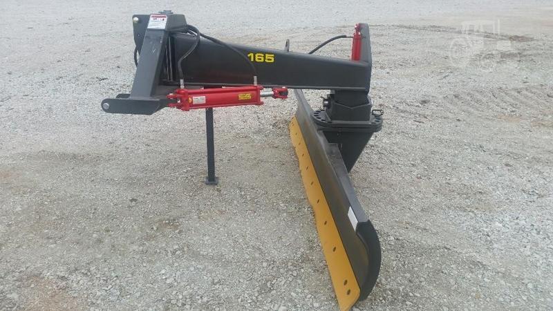 2024 Industrias America Heavy Duty 3-Point Angle Blade 165 | Cutting Width 10' | Horsepower 100-150 HP | For Tractors