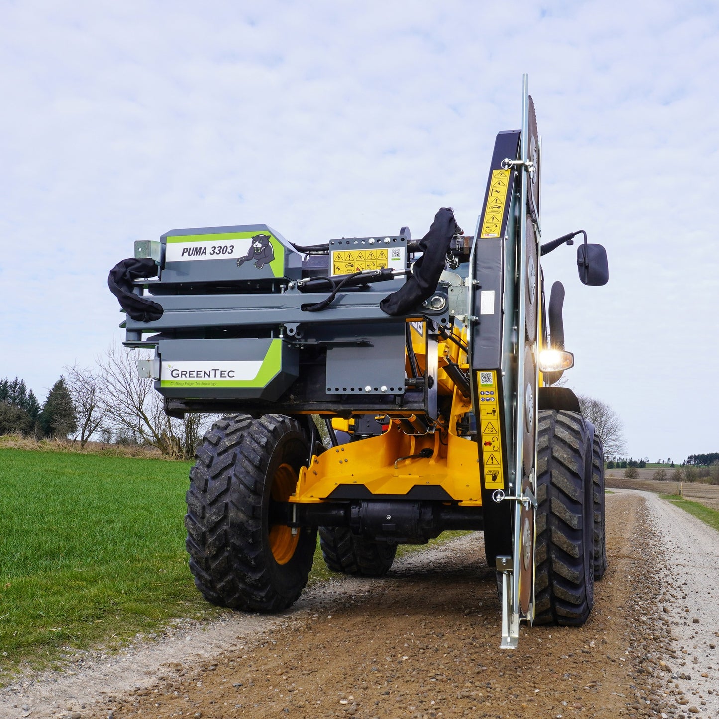 GreenTec Limb Trimmer | Model Multi Carrier Puma 3303 | Transport Width 7'3" Ft | Oil Flow 13.2 GPM | For Loader