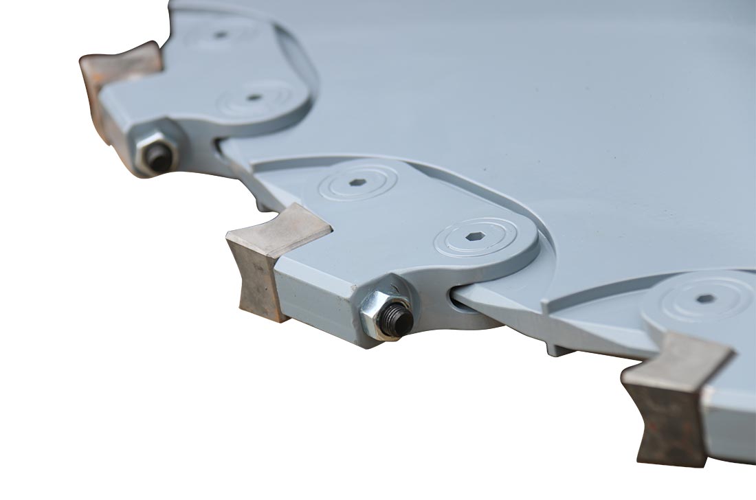 Baumalight 3-Point Hitch Tree Saw | Model DPH-530 & DPH-735 | Blade Diameter 30" & 35" | Engine Horsepower 50 To 85 HP | For Tractors