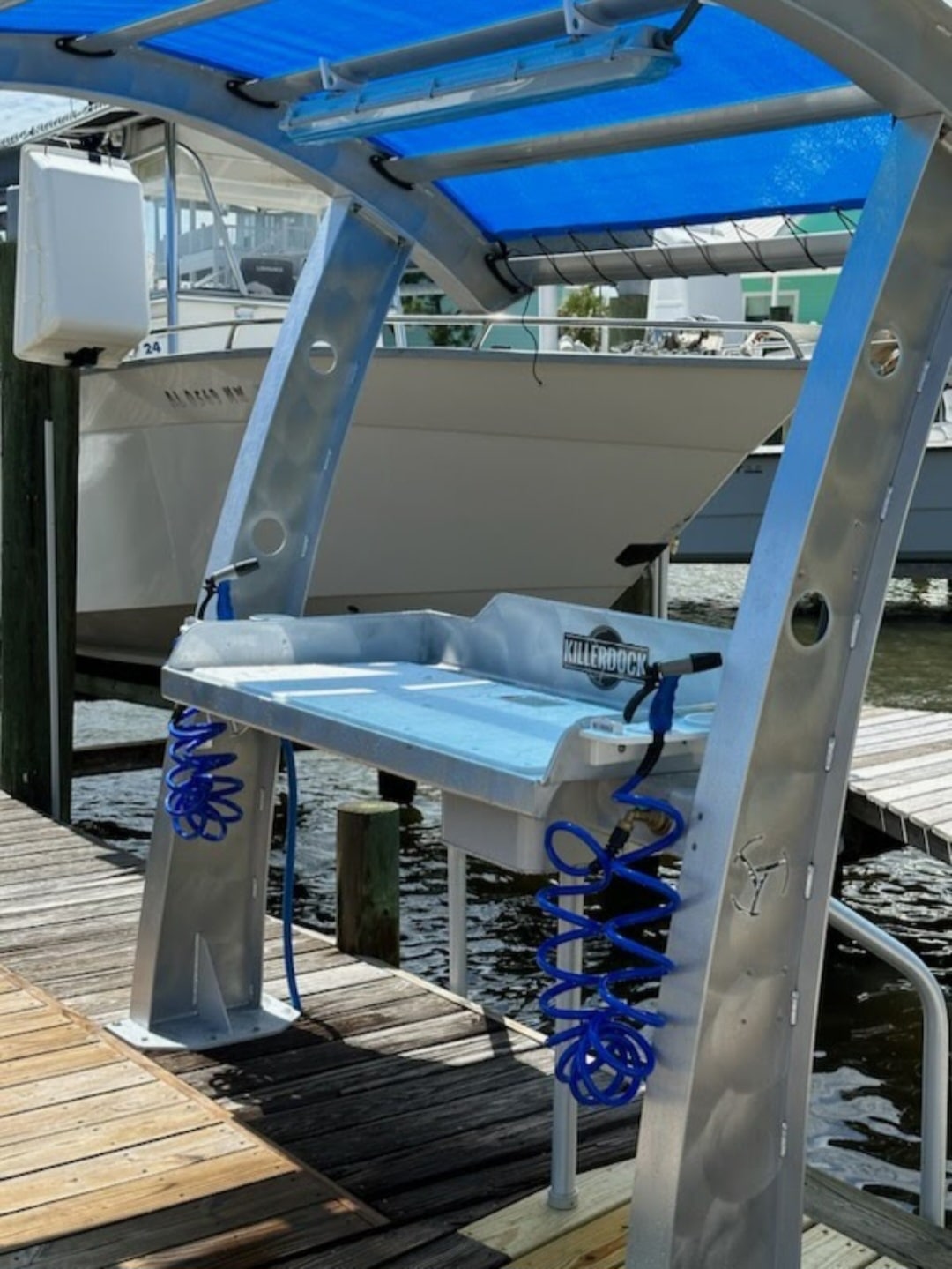 Killer Dock Fish Cleaning Station | Model Slam 5 1/2 | Wide 72" | Marine-Grade Aluminum & HDPE | For Dock, Seawall & Patio