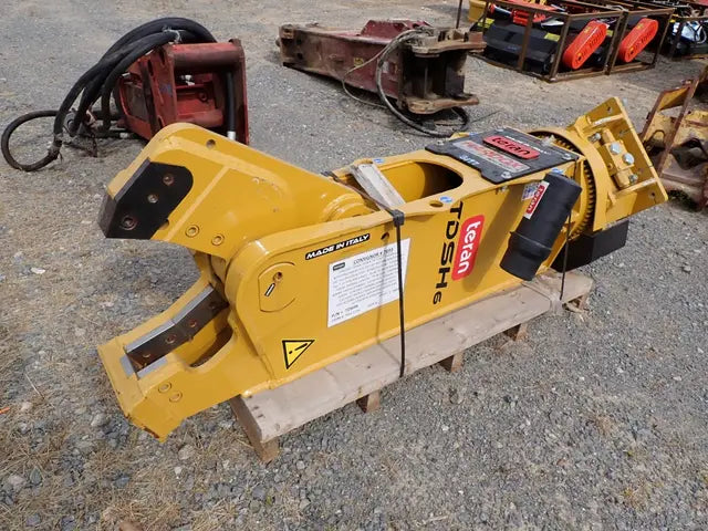 Teran 1411" lbs TDSH6 Hydraulic Shear for Excavator