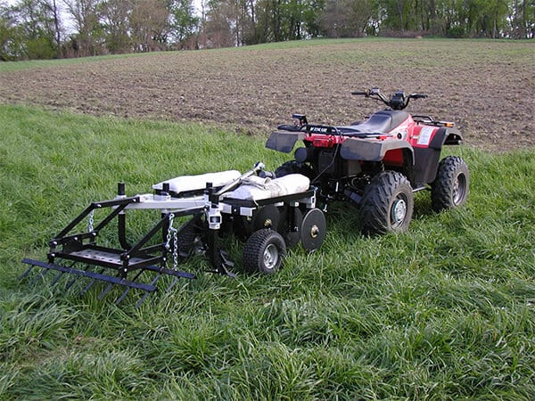 Kunz Engineering | Chisel Plow | Till-Ease | Model 760 | 60″ Width | Electric Lift | For Tractor