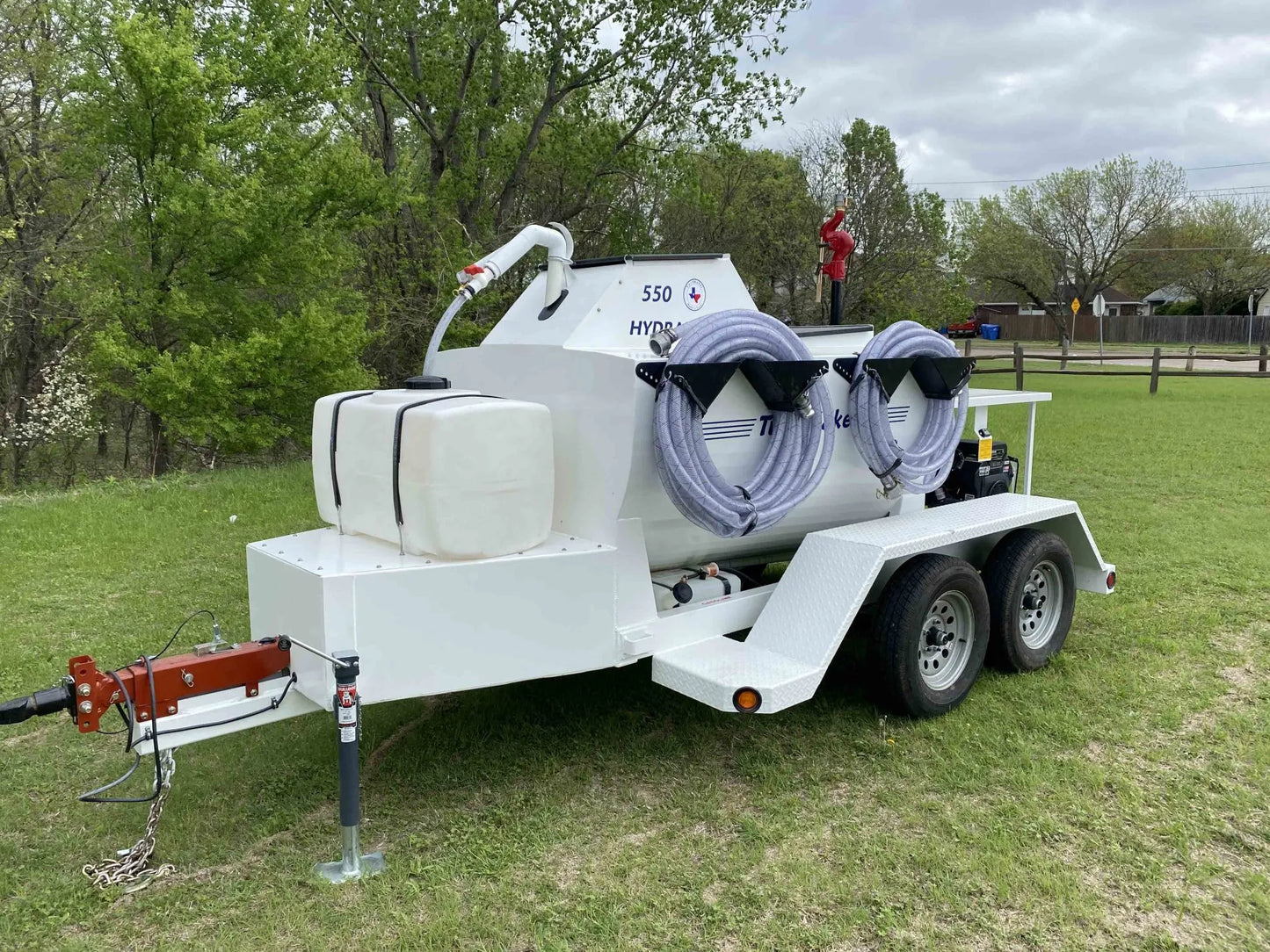 TurfMaker Hydroseeder | Model 550 (Hydraulic) | Total Capacity 550 Gallons | Skid Frame Width 47" | Double Axle Trailer Option