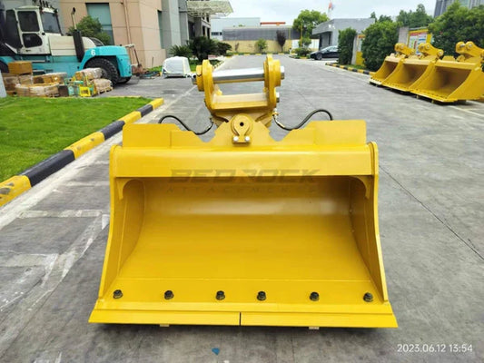 Bedrock Attachments Tilt-Ditch Cleaning Bucket | Width 60-Inch | Capacity 0.64 CU M | Machine Size 16-20 Tons | For Excavator