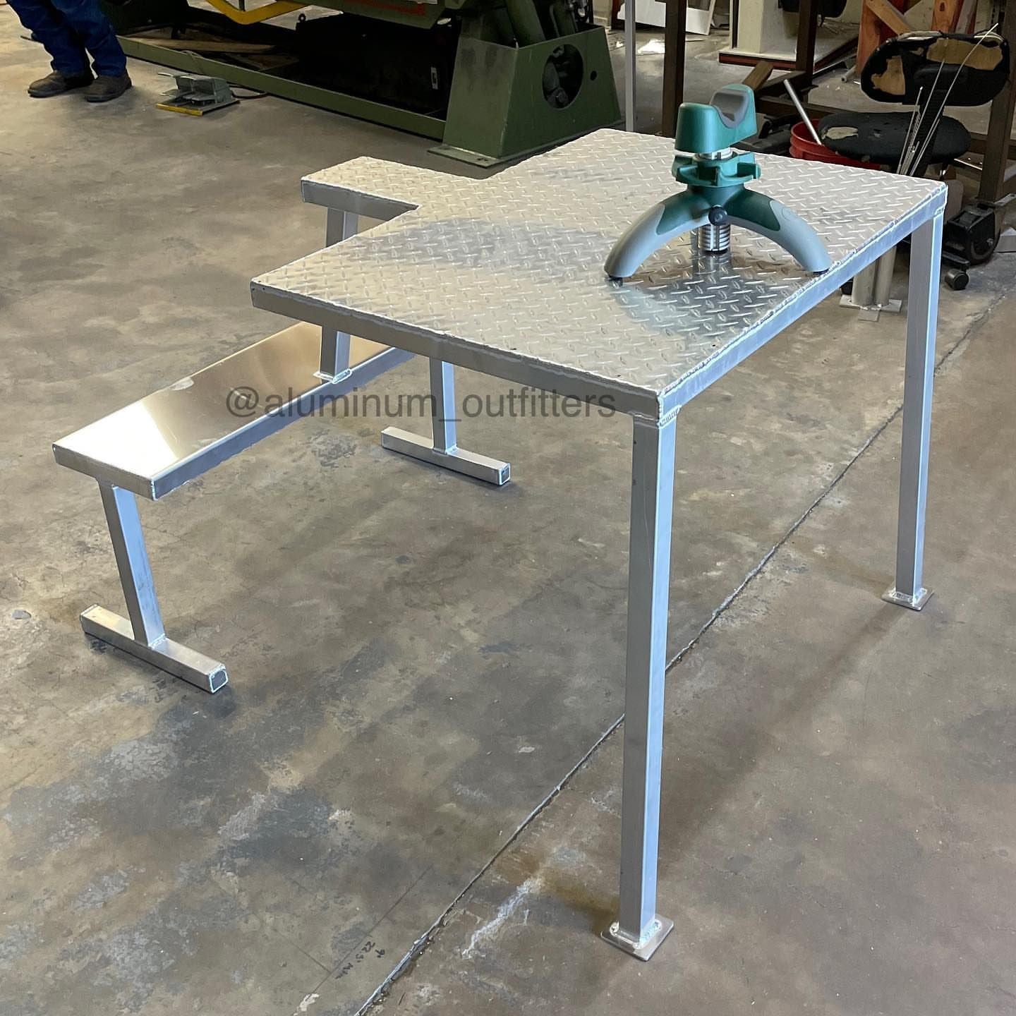 Aluminum Outfitters Shooting Bench